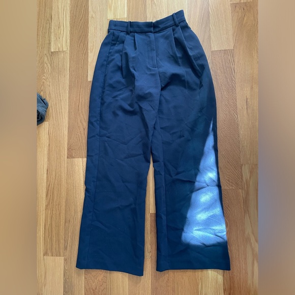 Abercrombie Curve Love Sloane Pant Short - Picture 1 of 3